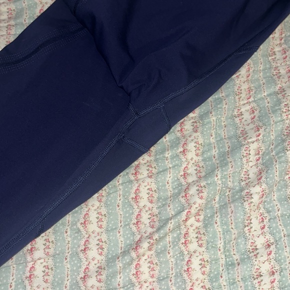 Lululemon cropped pants - Picture 8 of 8